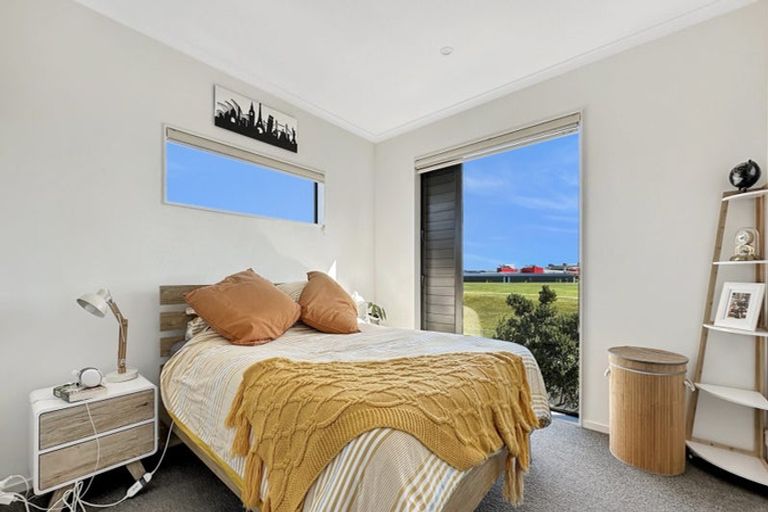 Photo of property in 21 Wallace Road, Hobsonville, Auckland, 0616