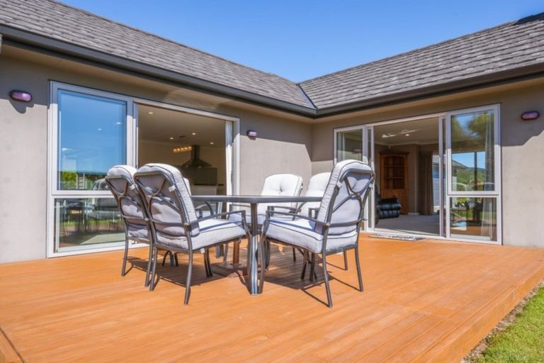 Photo of property in 21 Bodes Lane, Kinloch, Taupo, 3377