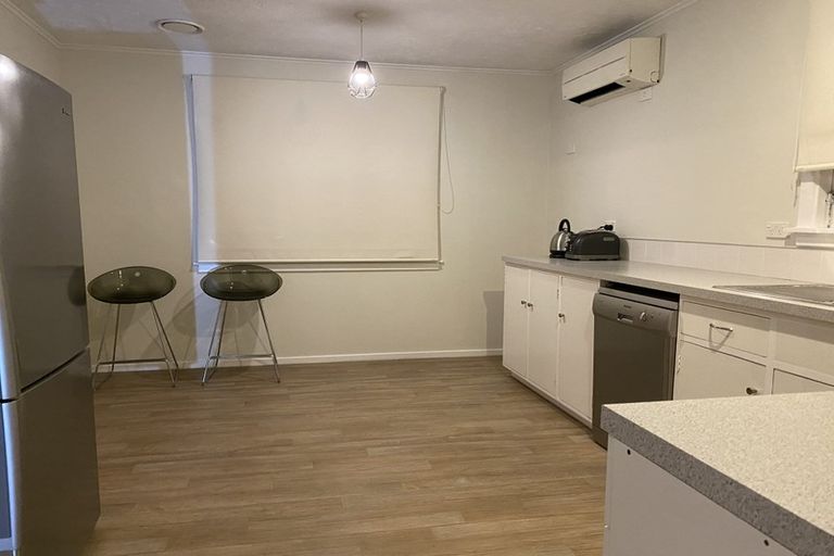 Photo of property in 2/18 Selwyn Street, Somerfield, Christchurch, 8024