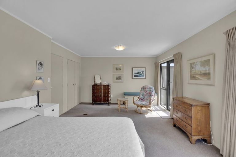 Photo of property in 135a Lake Crescent, Hamilton Lake, Hamilton, 3204