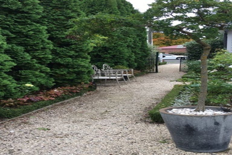 Photo of property in 107 Hamilton Avenue, Ilam, Christchurch, 8041