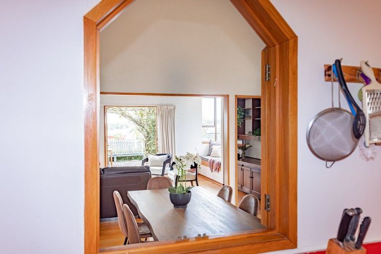 Photo of property in 17 Putiki Drive, Durie Hill, Whanganui, 4500