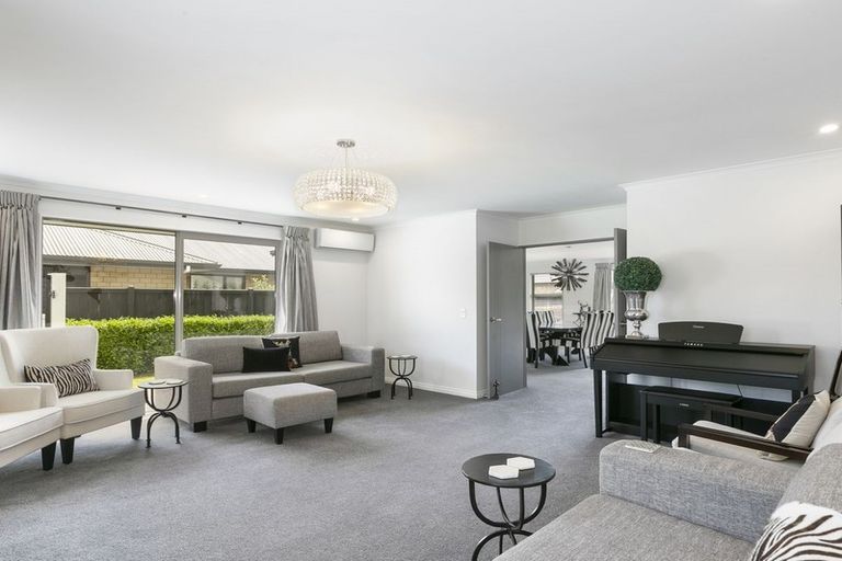 Photo of property in 6 Hagart-alexander Drive, Mosgiel, 9024