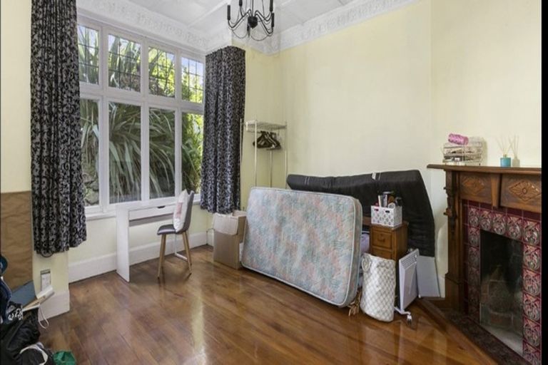 Photo of property in 15 Constitution Street, Dunedin Central, Dunedin, 9016