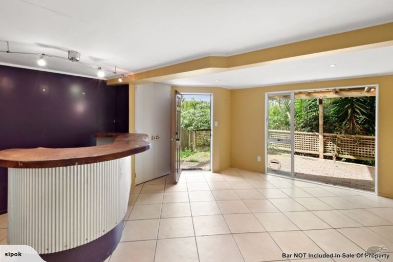 Photo of property in 1/5 Pelican Lane, Unsworth Heights, Auckland, 0632