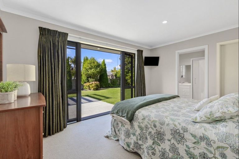 Photo of property in 2 Cooper Crescent, Cambridge, 3434