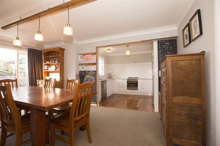 Photo of property in 90 College Street, Awapuni, Palmerston North, 4412