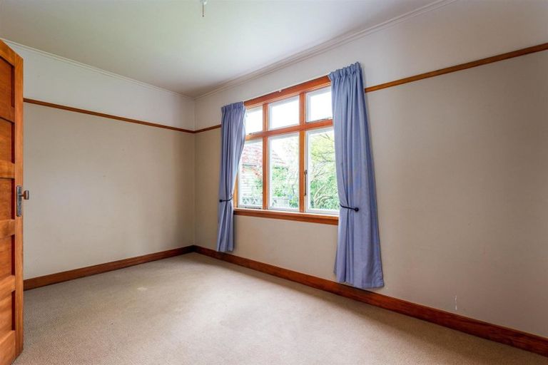 Photo of property in 1 Edward Street, Dannevirke, 4930