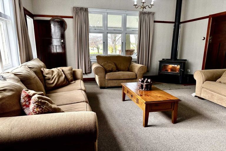 Photo of property in 2204 Cheltenham Hunterville Road, Beaconsfield, Feilding, 4779