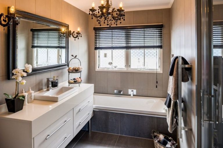 Photo of property in 4 Cassley Crescent, Papakowhai, Porirua, 5024