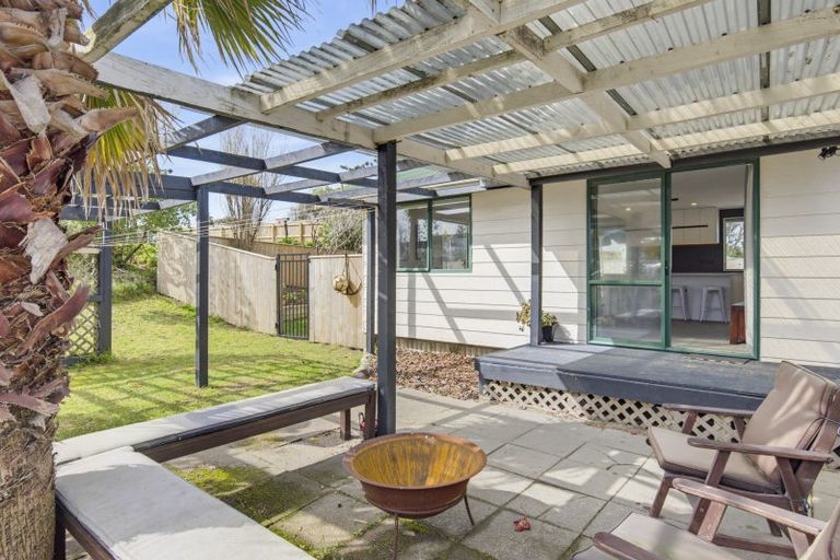 Photo of property in 16b Karaka Street, Otaki Beach, Otaki, 5512