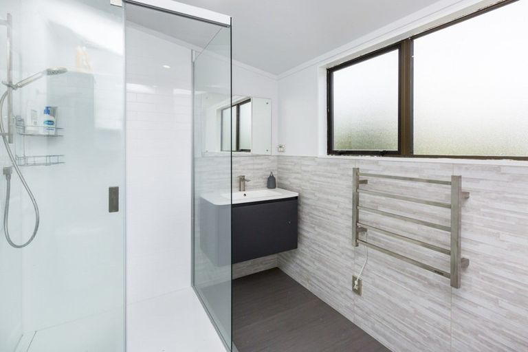 Photo of property in 107 Avro Road, Blue Mountains, Upper Hutt, 5371