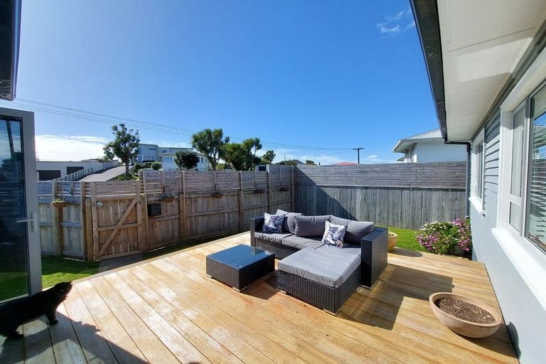 Photo of property in 6 Mission Street, Moturoa, New Plymouth, 4310