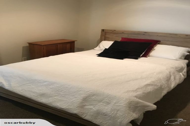 Photo of property in Kate Sheppard Apartments, 42 Molesworth Street, Thorndon, Wellington, 6011