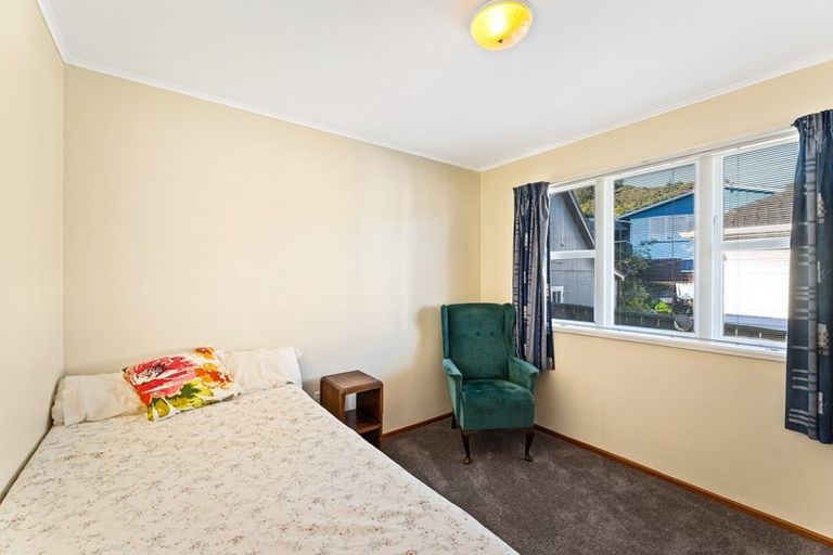 Photo of property in 69 Thomas Street, Stokes Valley, Lower Hutt, 5019