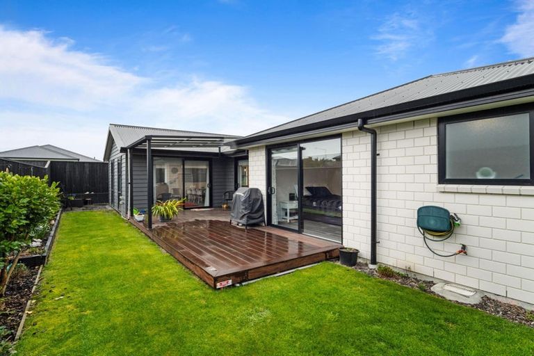 Photo of property in 19 Amur Crescent, Rolleston, 7615