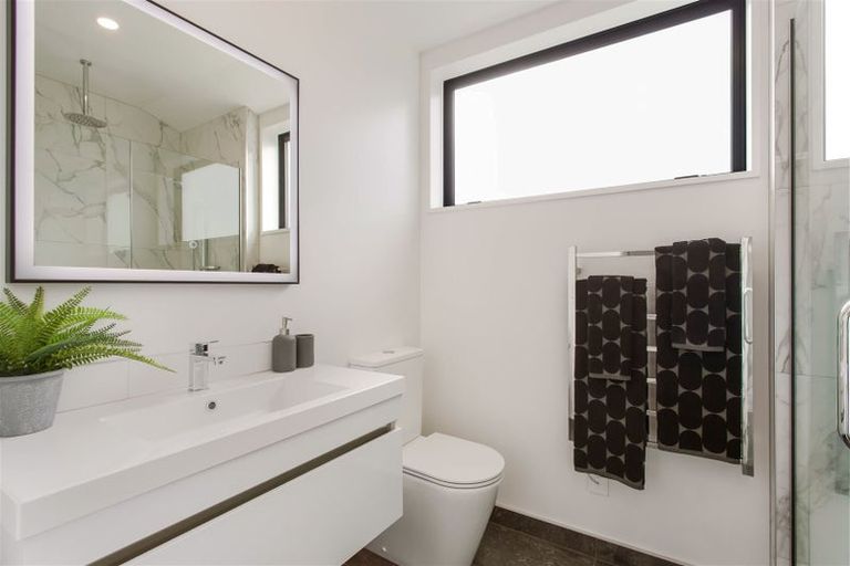 Photo of property in 4 Barnfields Close, Halswell, Christchurch, 8025