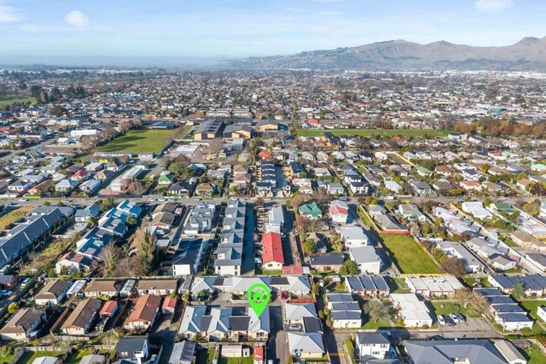 Photo of property in 74l Olliviers Road, Phillipstown, Christchurch, 8011