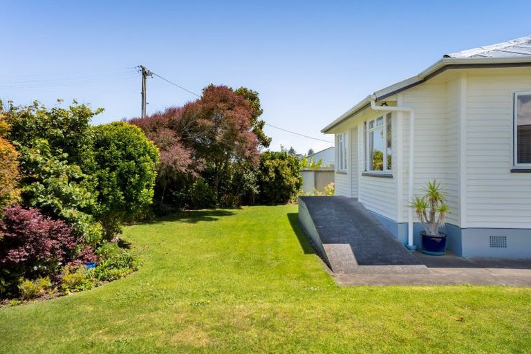 Photo of property in 53 Domett Street, Opunake, 4616