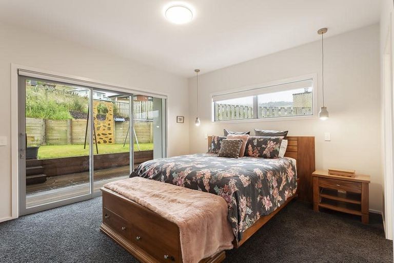 Photo of property in 11 Glendermid Close, Sawyers Bay, Port Chalmers, 9023
