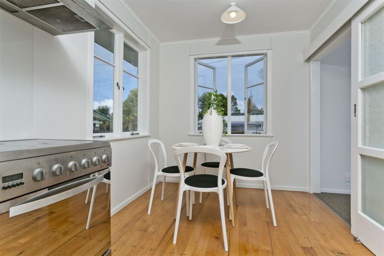 Photo of property in 1/38 Kirton Crescent, Manurewa, Auckland, 2102