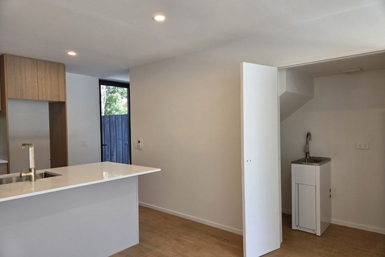 Photo of property in 3/86 Holly Road, St Albans, Christchurch, 8014