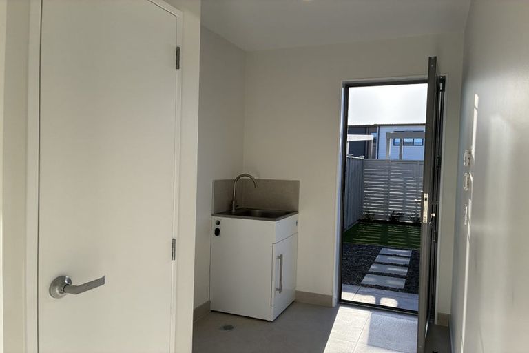 Photo of property in 101 Waituarua Drive, Takanini, Auckland, 2112