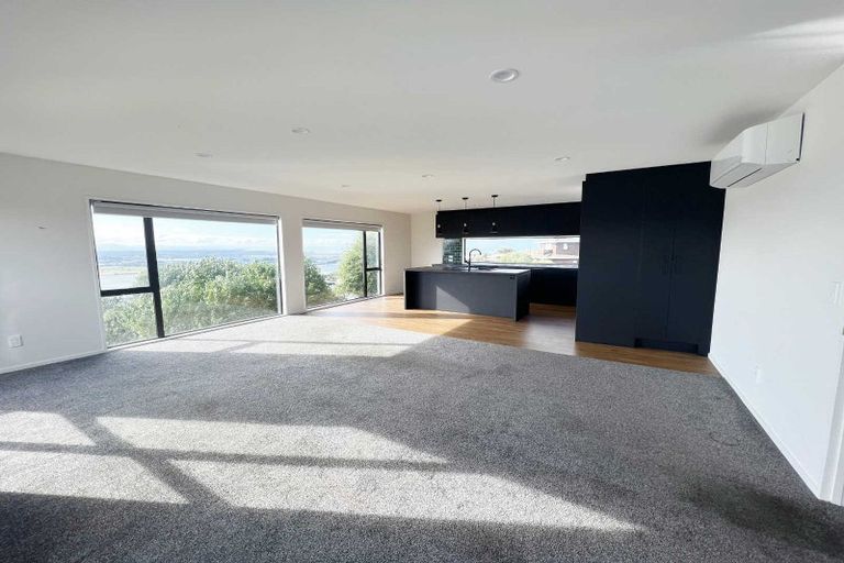 Photo of property in 17 Brigid Place, Mount Pleasant, Christchurch, 8081