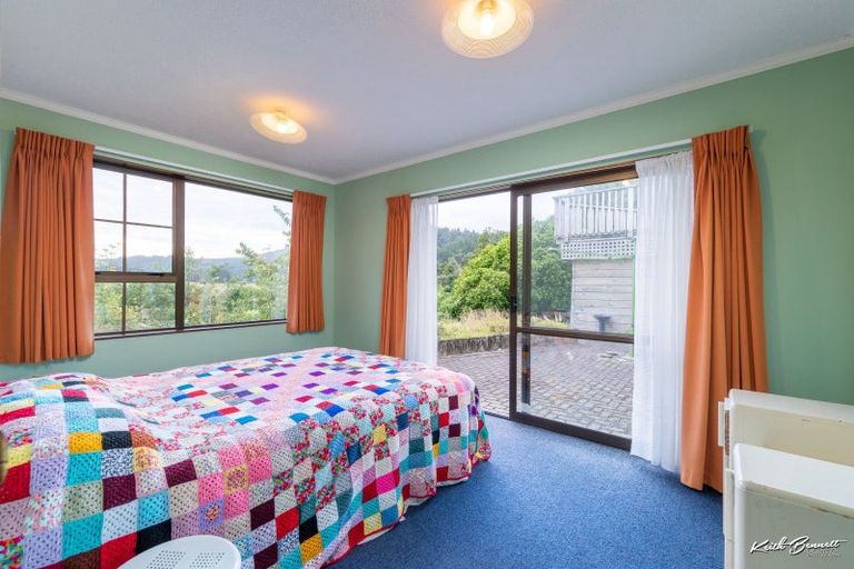 Photo of property in 115 Gemstone Drive, Birchville, Upper Hutt, 5018