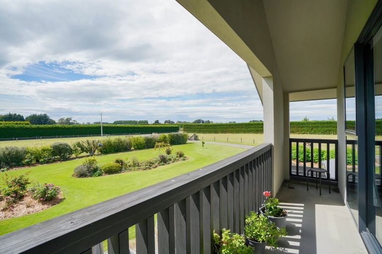 Photo of property in 53 Steel Road, West Plains, Invercargill, 9874