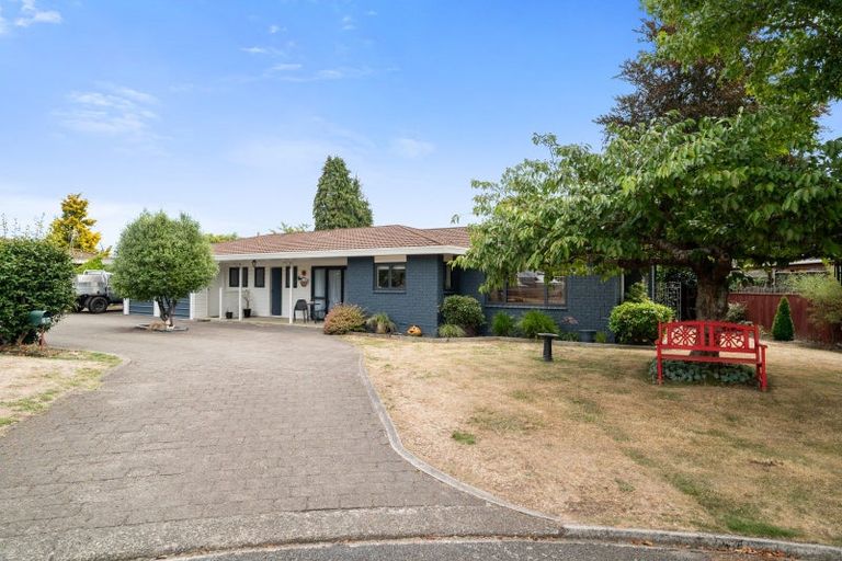 Photo of property in 1/7 Kathleen Place, Rainbow Point, Taupo, 3330