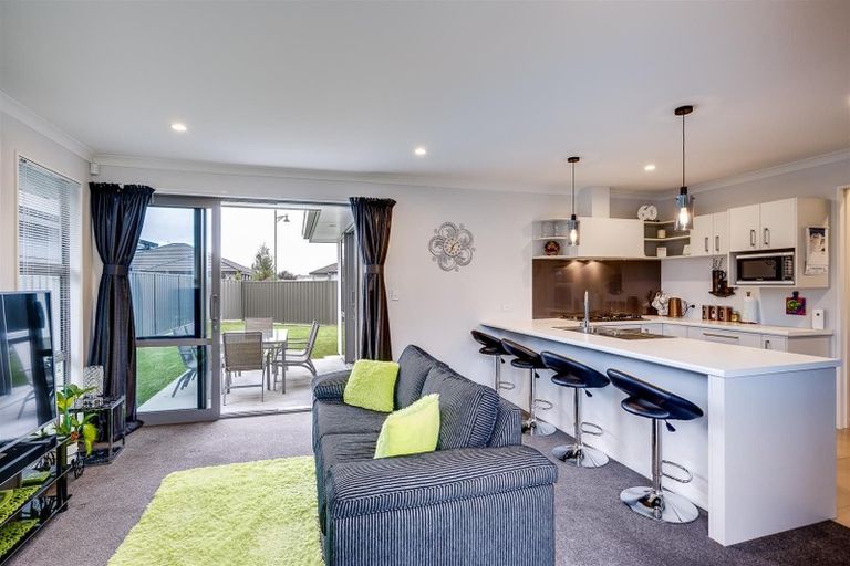 Photo of property in 18 Pelorus Avenue, Poraiti, Napier, 4112