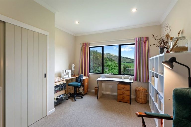 Photo of property in 56 Mickell Road, Hautere, Otaki, 5582