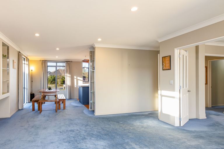 Photo of property in 16 Rembrandt Drive, Rolleston, 7614