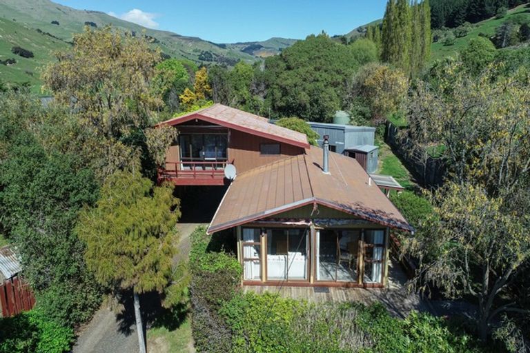 Photo of property in 1 Holmes Bay Road, Pigeon Bay, 7583