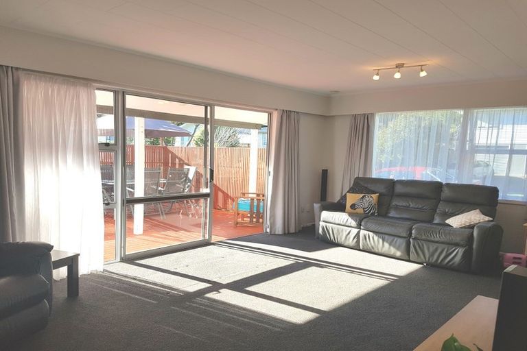 Photo of property in 15 Trelawney Road, Wainuiomata, Lower Hutt, 5014