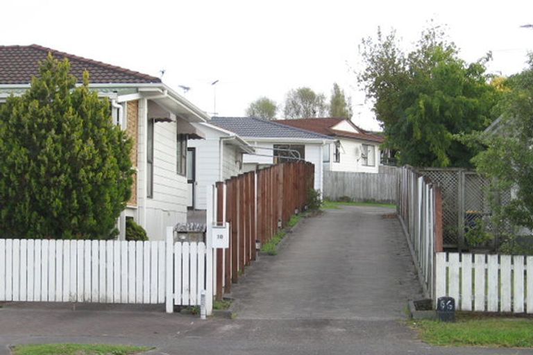 Photo of property in 30 Granville Drive, Massey, Auckland, 0614