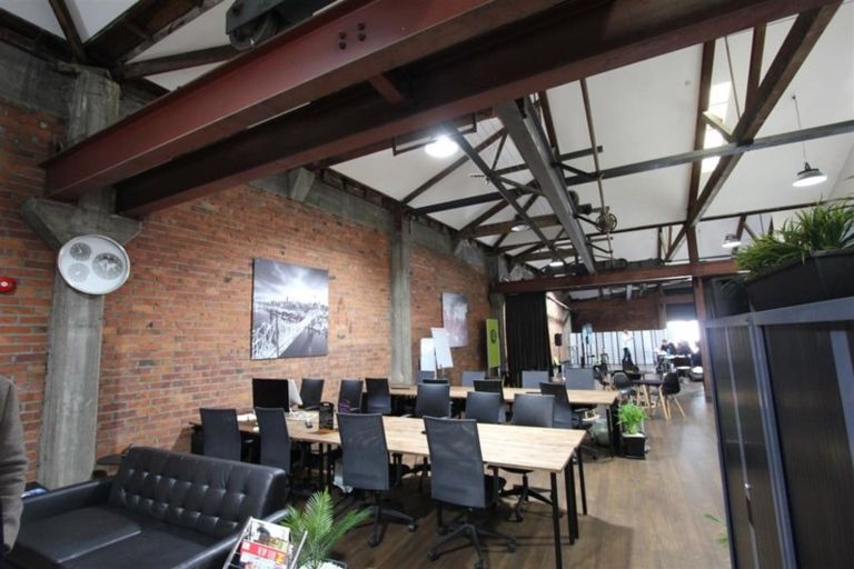 Photo of property in 1 Davy Street, Carterton, 5713