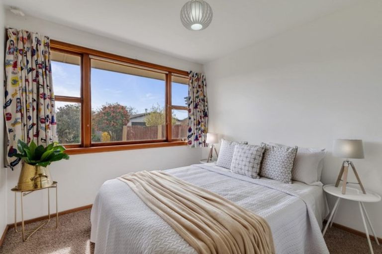 Photo of property in 333 Woodham Road, Wainoni, Christchurch, 8061