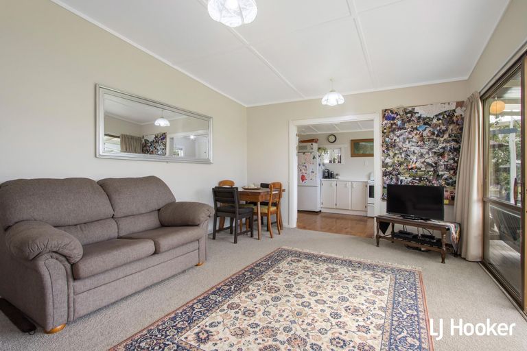 Photo of property in 10 Leo Street, Waihi Beach, 3611
