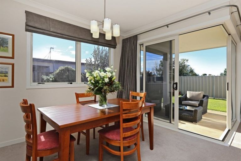 Photo of property in 10 Waimea Way, Poraiti, Napier, 4112