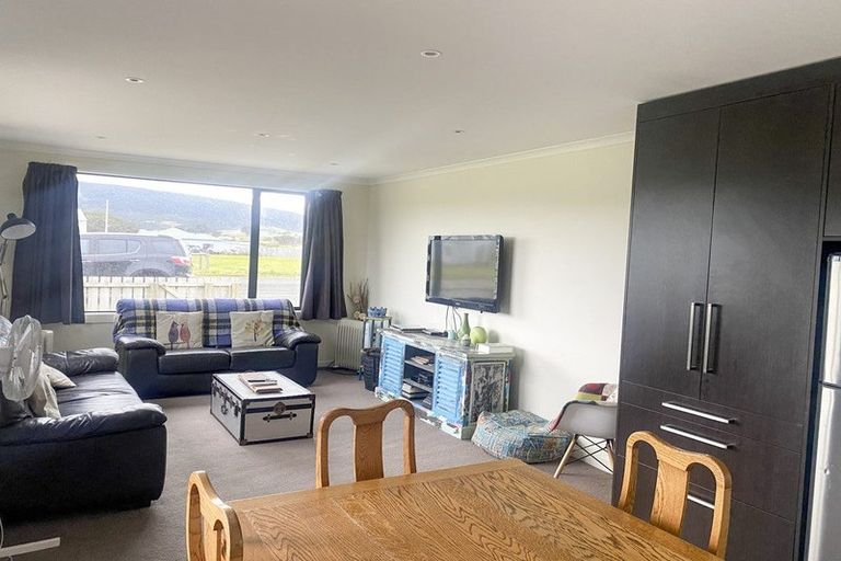 Photo of property in 71 Stafford Street, Orepuki, Riverton, 9881