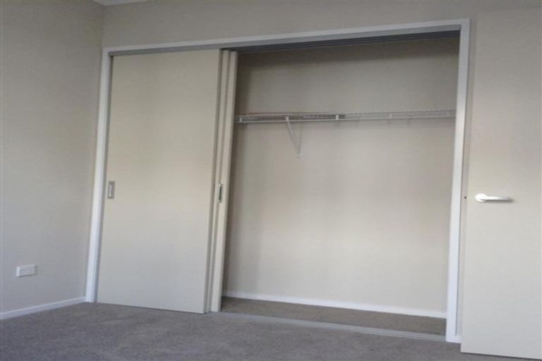 Photo of property in 58 Rangihina Road, Hobsonville, Auckland, 0616