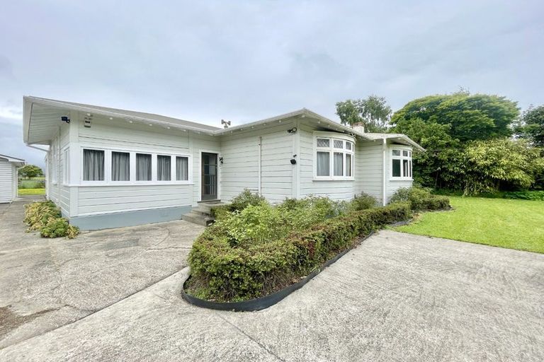 Photo of property in 117 Cd Farm Road, Levin, 5571