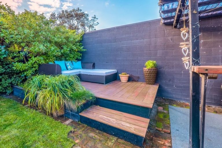 Photo of property in 6 Bellamy Avenue, New Brighton, Christchurch, 8061