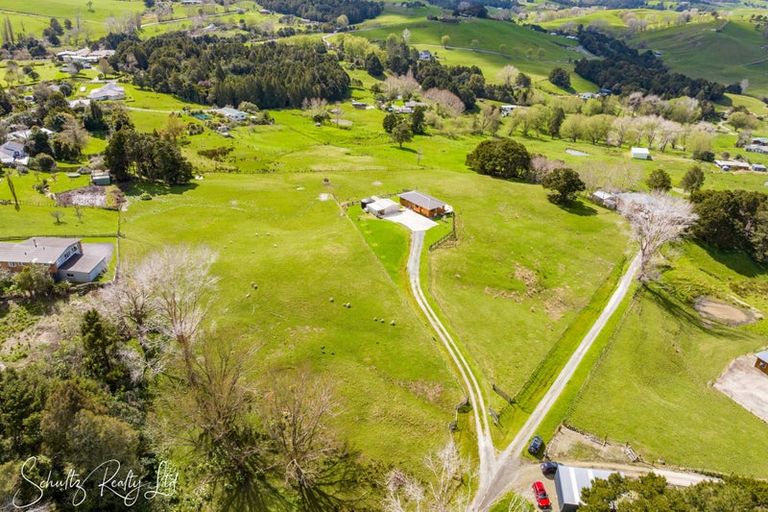 Photo of property in 31-33 Nikau Lane, Maungaturoto, 0520