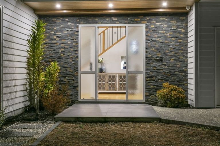 Photo of property in 47 Te Oneroa Way, Long Bay, Auckland, 0630