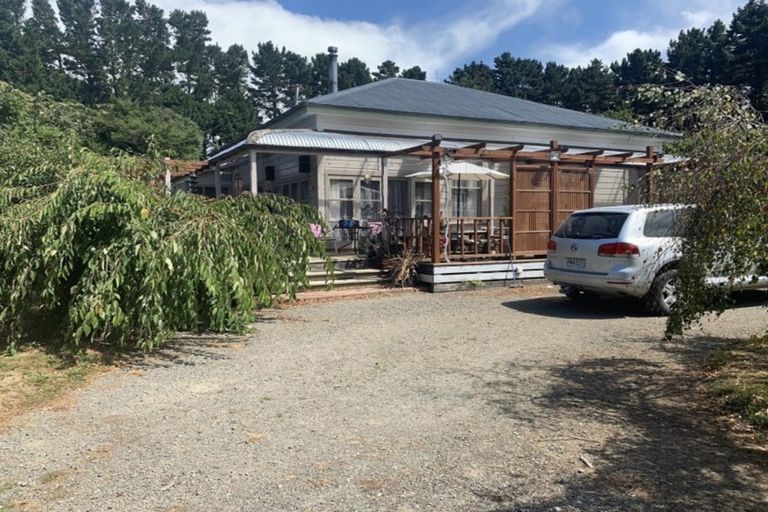 Photo of property in 1618 Waitahora Road, Waitahora, Dannevirke, 4971