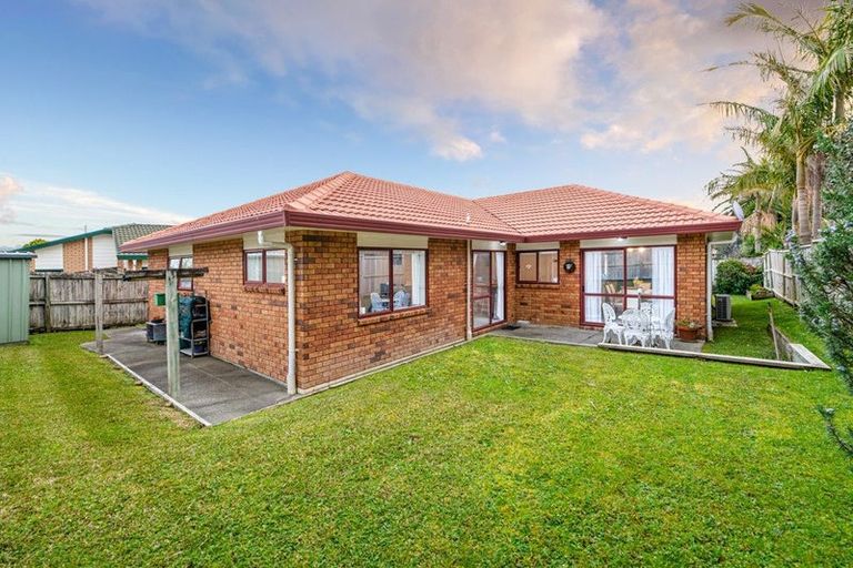 Photo of property in 15 Jelicich Court, Henderson, Auckland, 0612