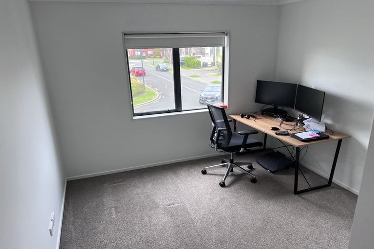 Photo of property in 13 Nganui Avenue, Takanini, 2112